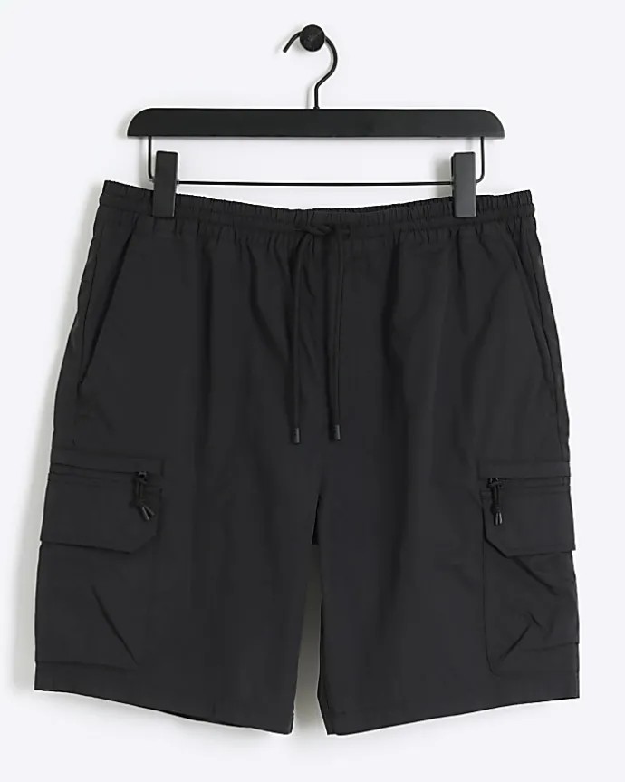 Black regular fit cargo shorts