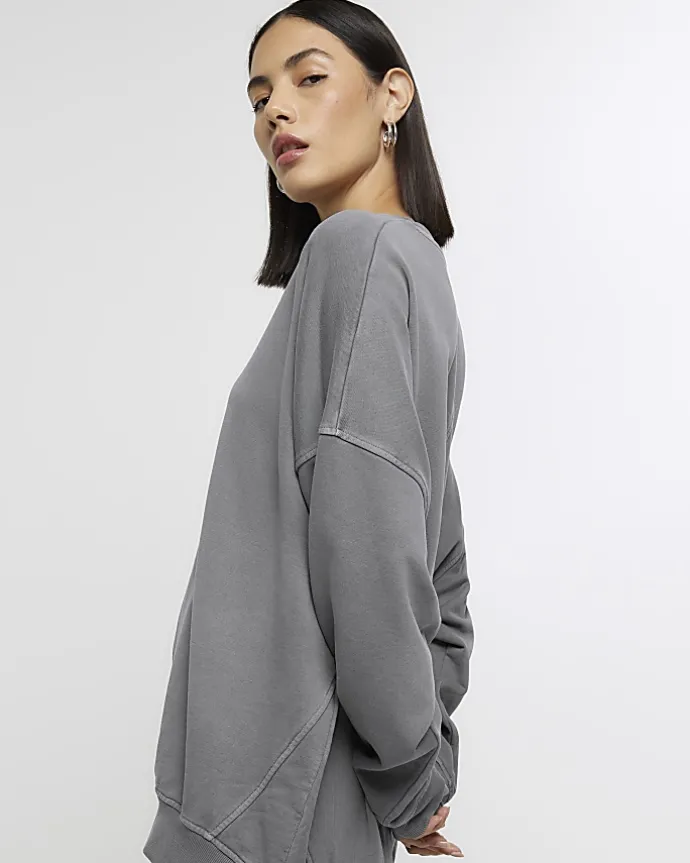 Grey oversized sweatshirt