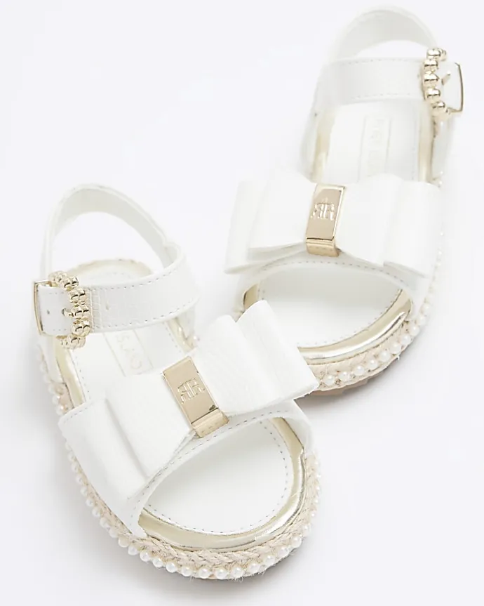 Mini girls white pearl trim bow sandals