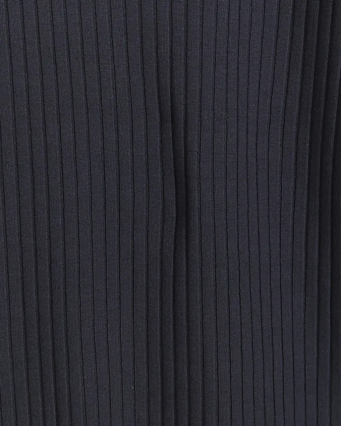 Navy muscle fit rib open collar polo
