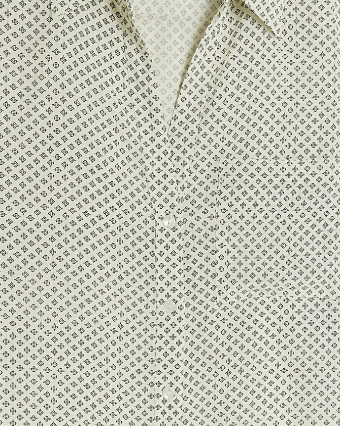 Plus cream geometric print shirt