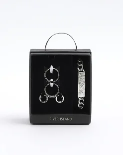 Silver colour chain bracelet gift box