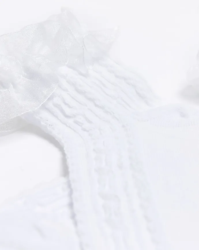 White frill ankle socks