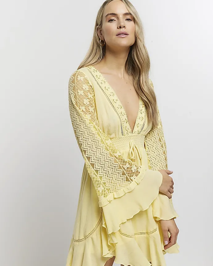 Yellow lace sleeve beach mini dress